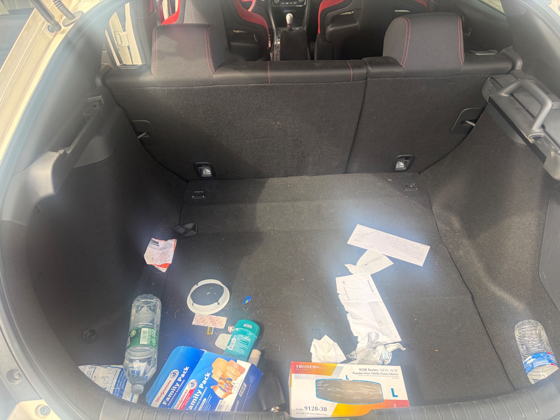 Honda Civic Type R — Trunk before detailing